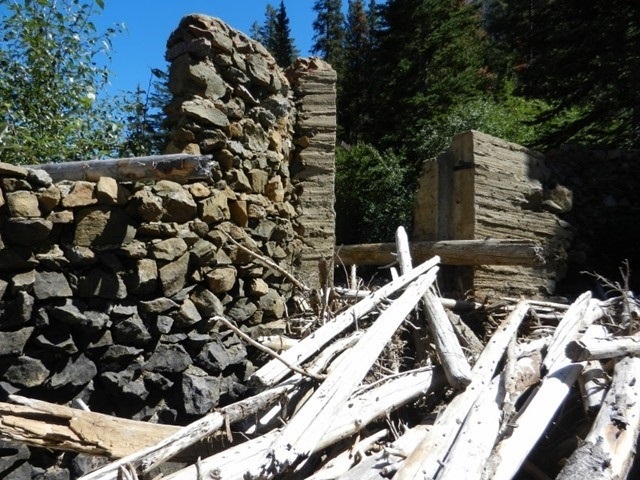 Derelict old dam on Eightmile Lake
